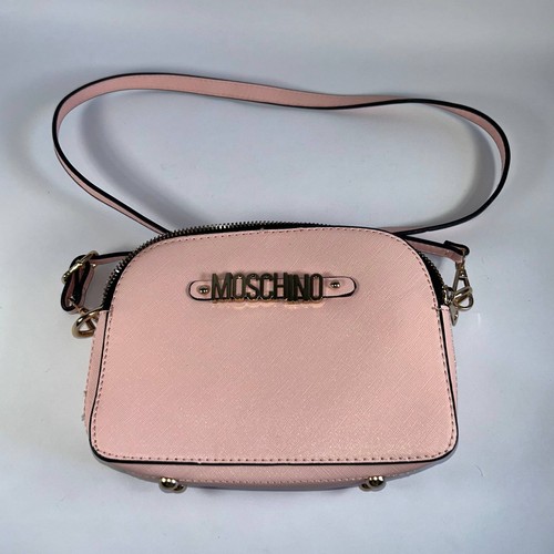 Moschino camera crossbody - 🔥,
