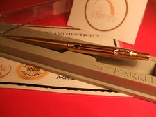 Parker Classic BallPoint Biro Pen Boxed Blue Ink Gidt Boxed 24Ct Gold Plated