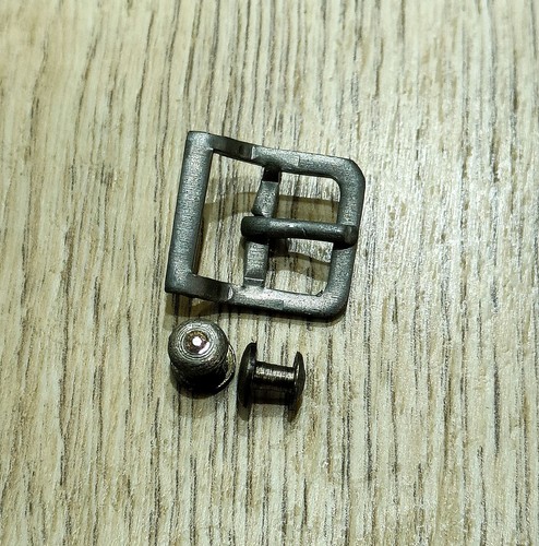 Buckle and rivets for - , german