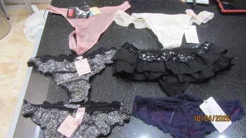 Job lot mixed thongs - ,