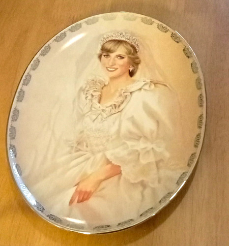Bradford exchange diana queen - bradford,