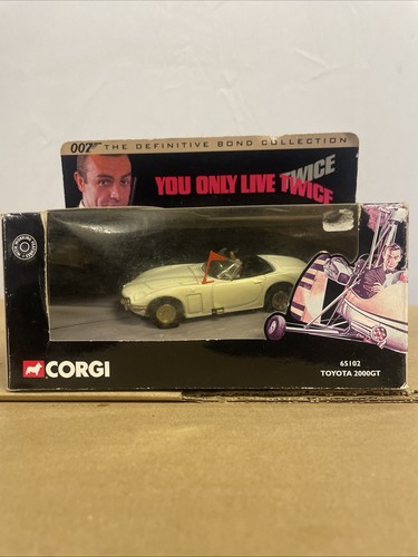 Corgi 65102 toyota 2000gt bond - 65102,