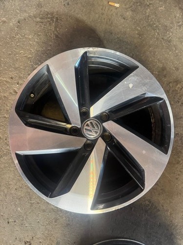 Wheel 18x7 alloy painted - wheel,