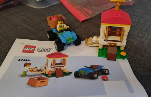 Lego city 60344 chicken - city,