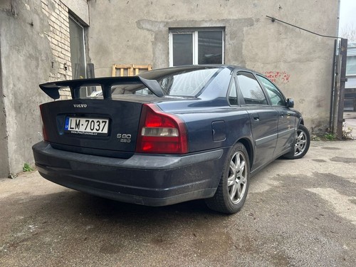 Design rear trunk spoiler - design,