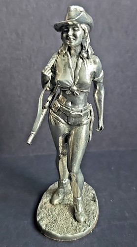 Royal hampshire lady figure - hampshire,
