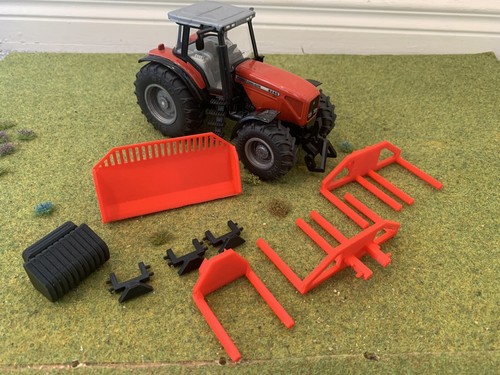 Red farm machinery - 1/32,