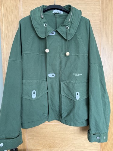 Stone island marina - island,