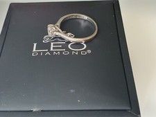 Certified LEO 18ct White Gold