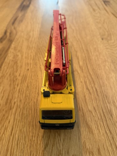 Mercedes benz putzmeister m52 - mercedes,