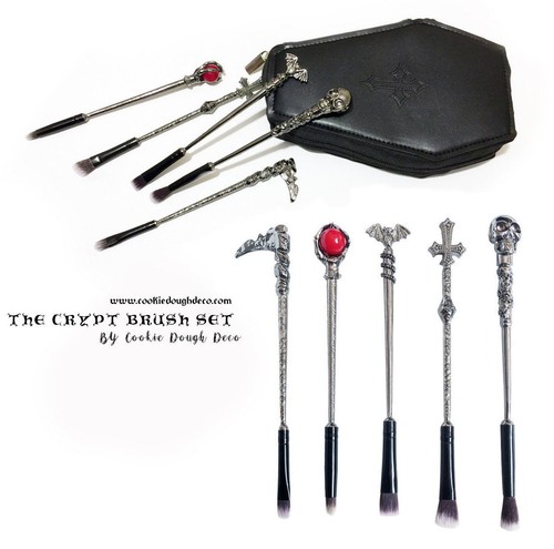 The crypt makeup brushes - crypt,