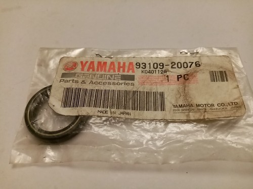 Yamaha oil seal - yamaha, seal,