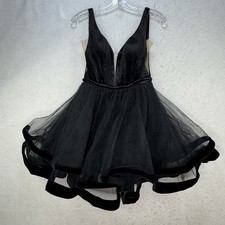 La Femme Black Velvet And Puff