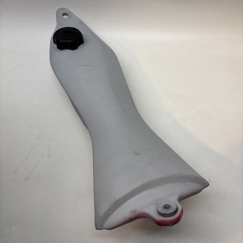 Montesa 315 2002 - , tank