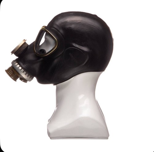 Black rubber gas mask - ,,