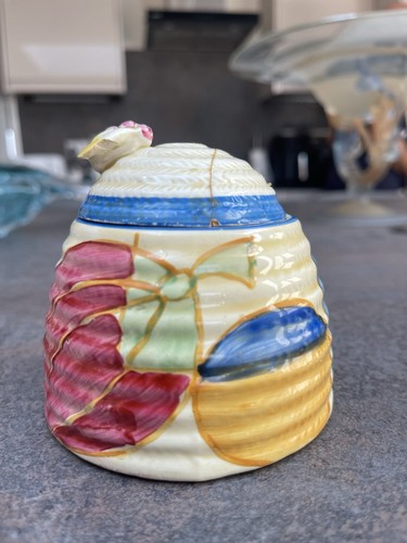 Clarice cliff hand painted - cliff,