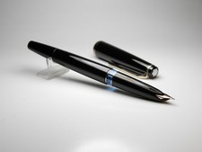 Vintage "Montblanc 22" Fountain Pen-14K Gold M Hooded Wing Nib-Germany 1960s