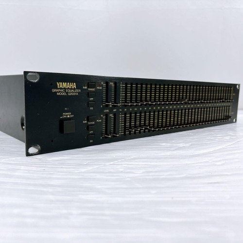 Yamaha q2031a dual channel - ,
