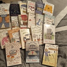 20  M.C. Beaton  Book Bundle