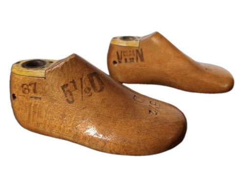 Vintage antique vulcan - vintage, wooden
