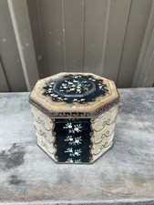 Huntley & Palmers Biscuit Tin