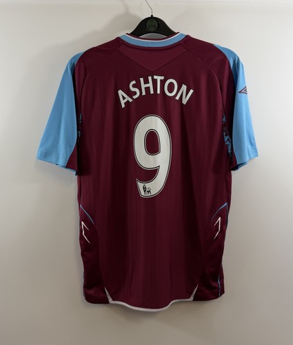 West ham united ashton home - ashton,