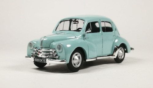 Renault 4cv legendary - renault,