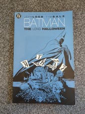 BATMAN: THE LONG HALLOWEEN - Graphic Novel Jeph Loeb, Tim Sale