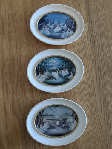 Vintage madryn miniature swan - madryn,