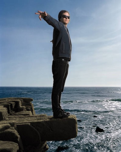 Tom delonge blender june - june, 1