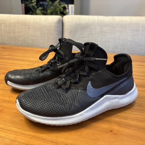 Nike free metallic - tr-8,