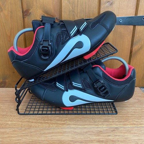 Peloton cycling shoes - cycling, red