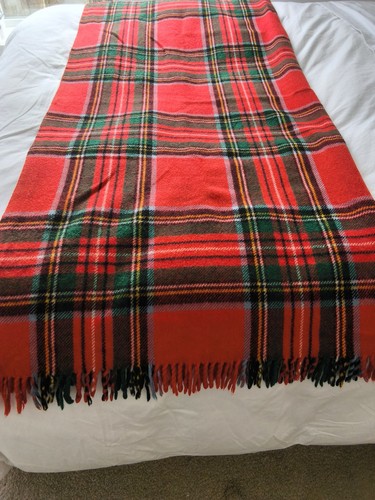 Vintage wool fringed tartan - vintage,