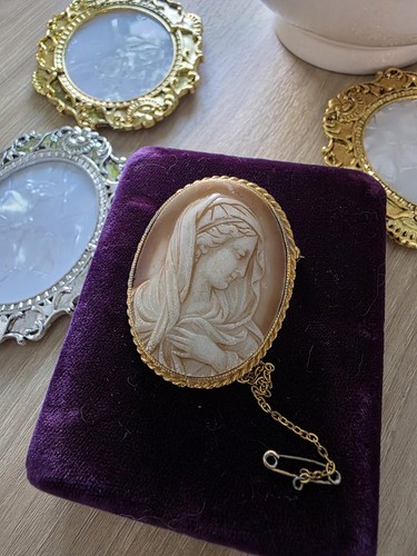 Vintage cordia glass cameo - vintage,