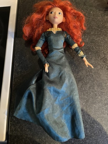 Inch doll disney store - doll,