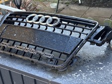 AUDI A5 FRONT BUMPER GRILLE
