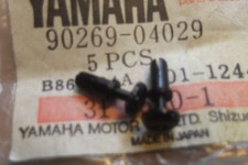 YAMAHA CA50 SALIENT   CE50 JOG  GENUINE NOS COWLING RIVETS - # 90269-04029