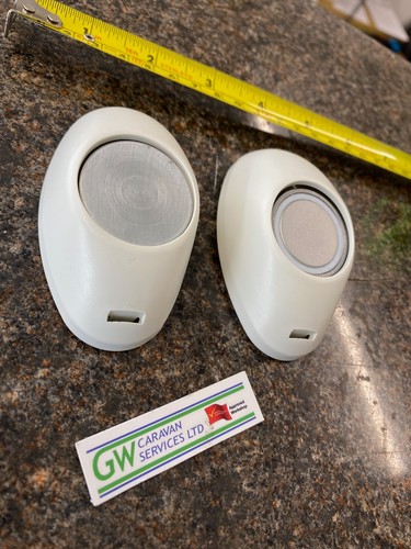 Caravan magnetic door - caravan,