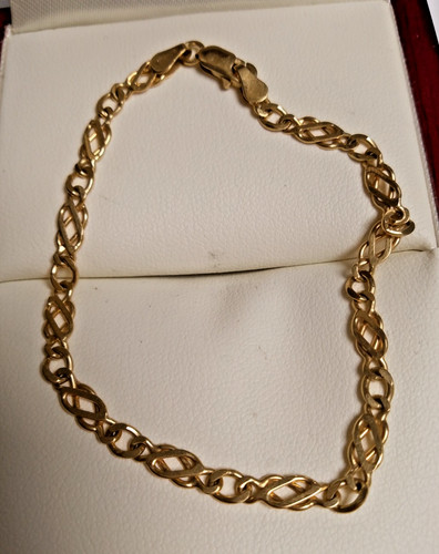 9ct gold unique ladies - 9ct,
