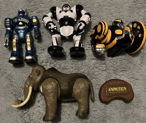 Kids toy robots - job, mars