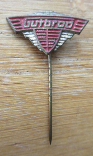 Vintage early badge pin - early,