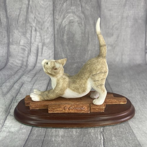Leonardo collection cat - leonardo,