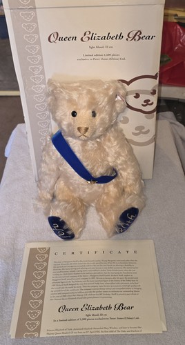 Steiff queen elizabeth bear - queen,