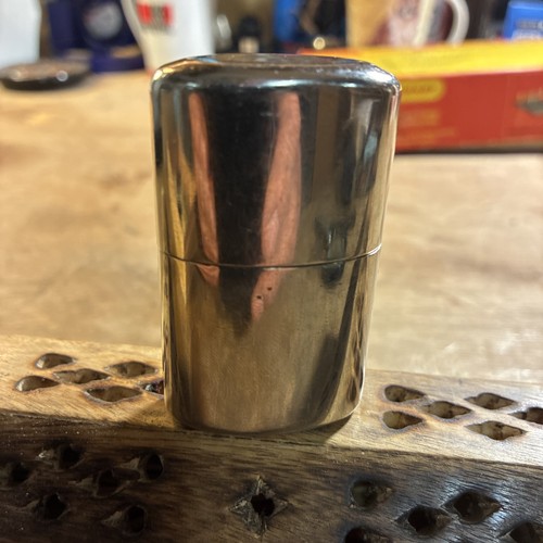 Zippo pull off log - metal, brass