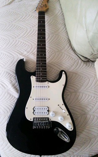 Fender squier stratocaster - squier,
