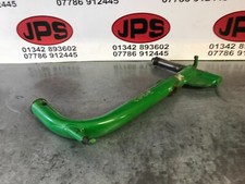 Centre mower cylinder lift arm
