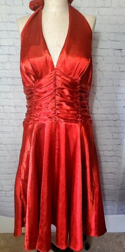 Philip dicaprio red satin - 10,