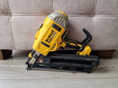 Walt dcn692 type - walt,