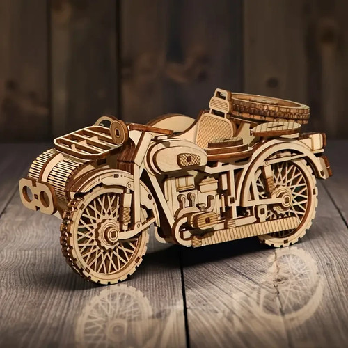 Wooden retro tricycle - 3d,
