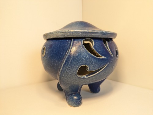 Studio pottery blue - studio, oil